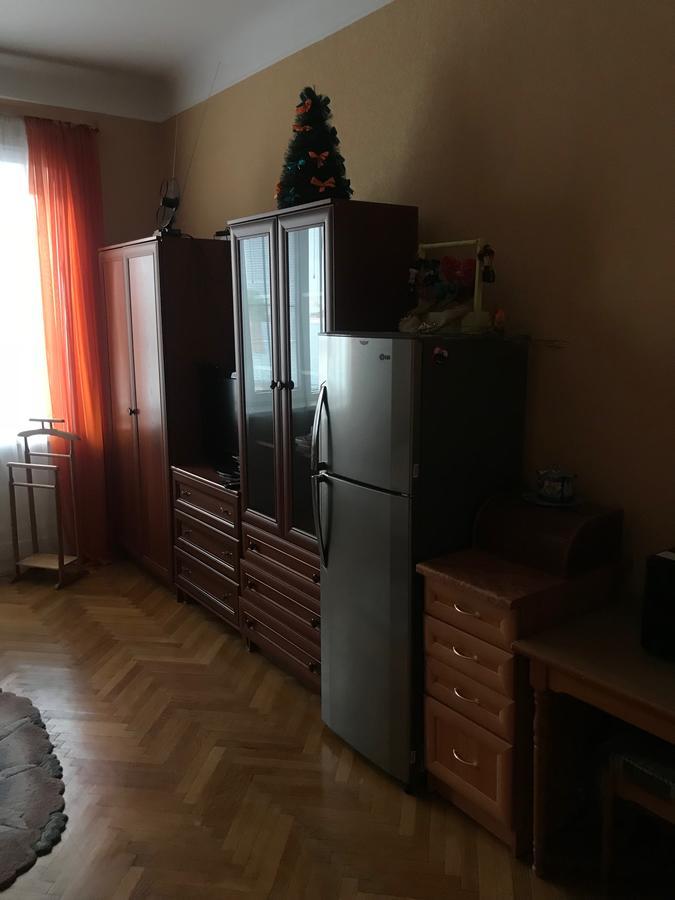 Apartment On Hoholya Street Czernowitz Exterior foto