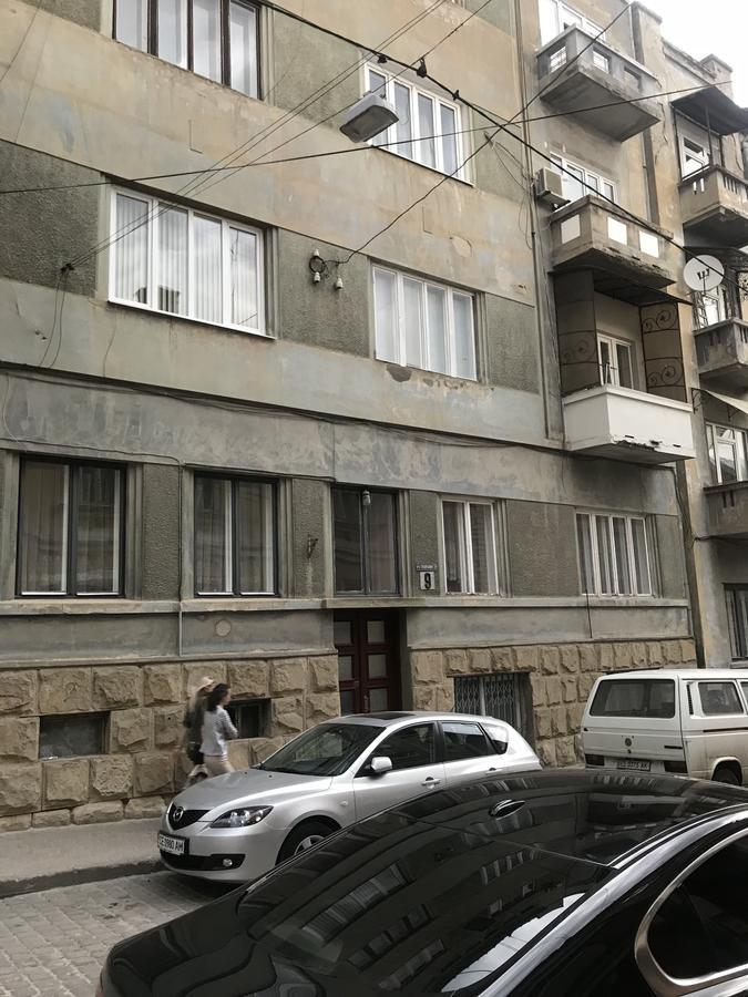 Apartment On Hoholya Street Czernowitz Exterior foto